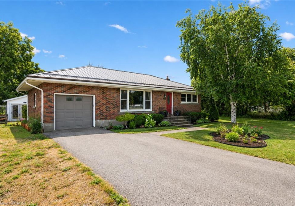 1065-erie-street-stratford-ontario-40843521