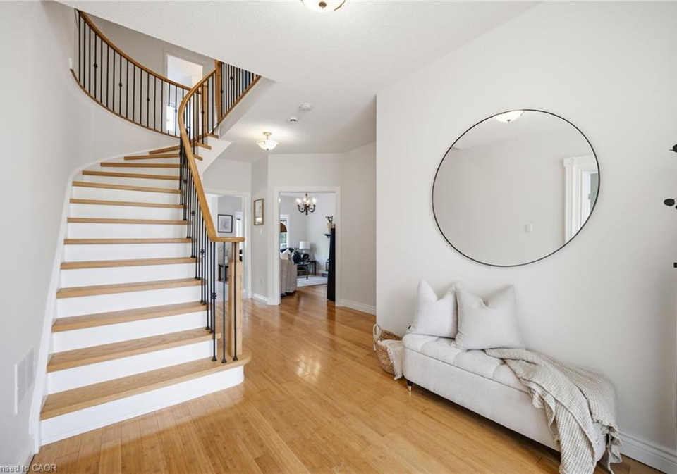 28-taywood-court-hamilton-ontario-40843526