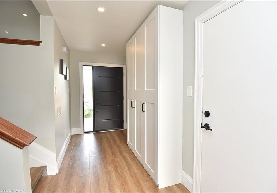 30-scott-street-st-george-ontario-40843536