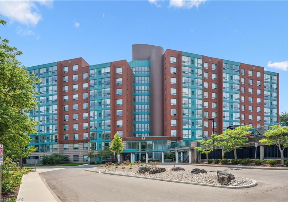 55-blue-springs-drive-waterloo-ontario-40843547