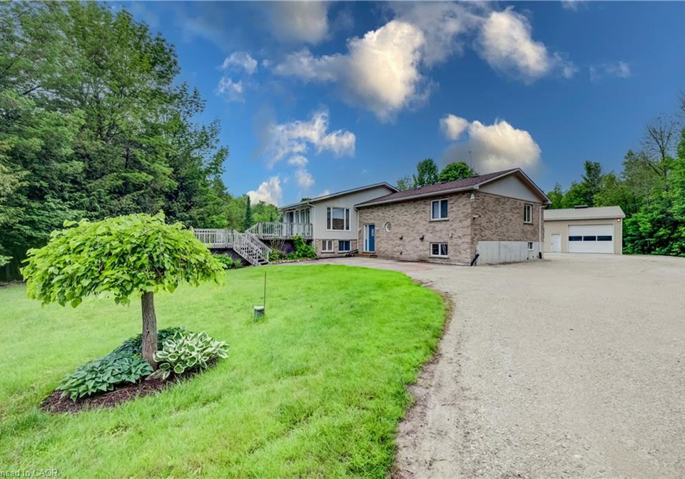 7298-sideroad-8-w-wellington-north-ontario-40843551