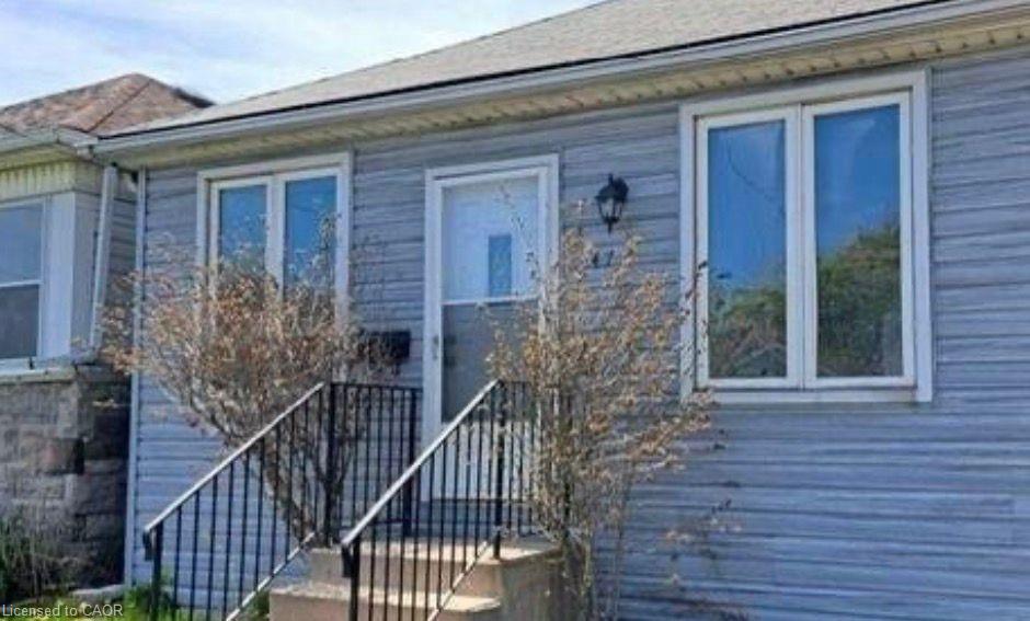 147-harmony-avenue-hamilton-ontario-40843557