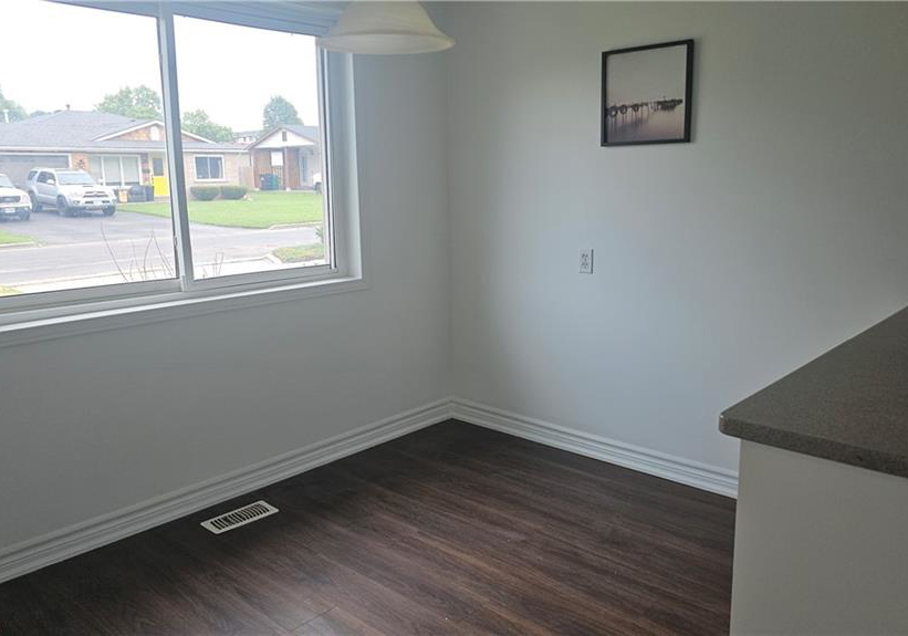 58-belwood-crescent-kitchener-ontario-40843582