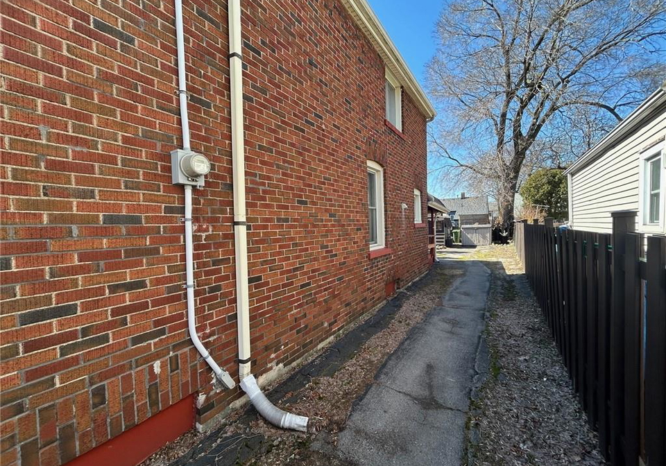 72-east-32nd-street-hamilton-ontario-40843596
