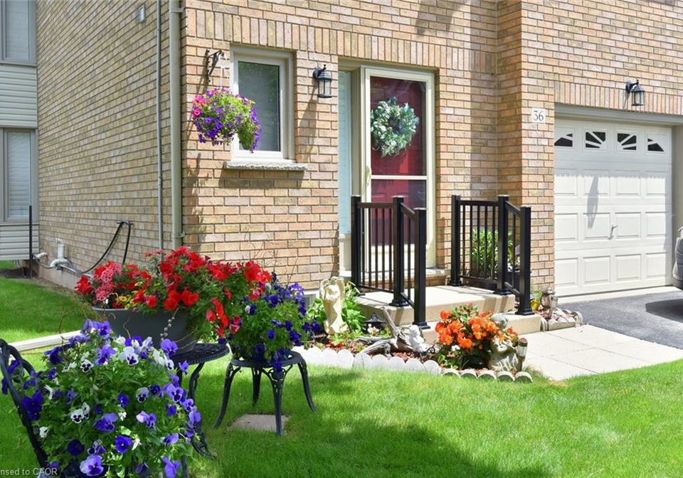 2774-king-street-e-hamilton-ontario-40843605