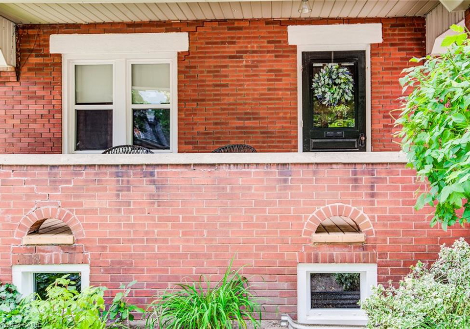 151-esson-street-waterloo-ontario-40843634