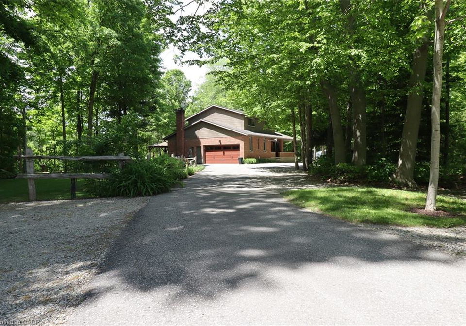 1814-nafziger-road-new-hamburg-ontario-40843641