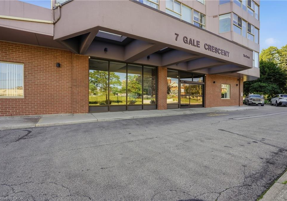 7-gale-crescent-st-catharines-ontario-40843642