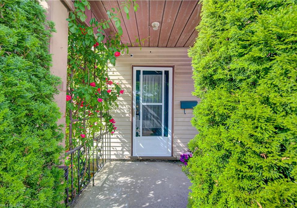 39-kerr-street-cambridge-ontario-40843645