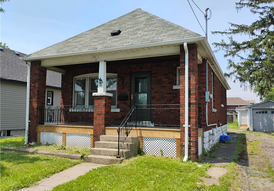65-harmony-avenue-hamilton-ontario-40843657