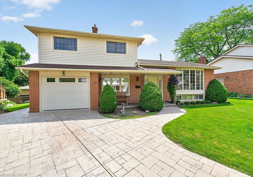 7-elizabeth-court-dundas-ontario-40843714