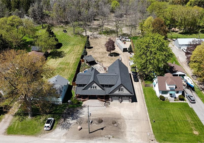 18-queen-street-e-beachville-ontario-40843720