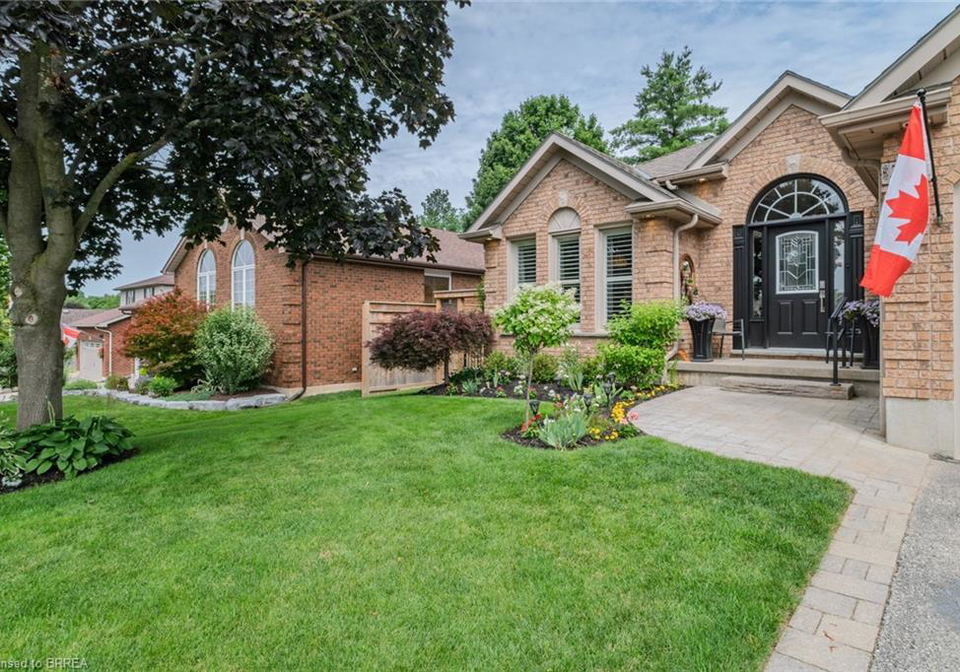 39-russell-crescent-st-george-ontario-40843732
