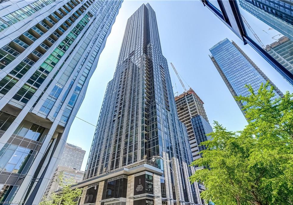 11-yorkville-avenue-toronto-ontario-40843734