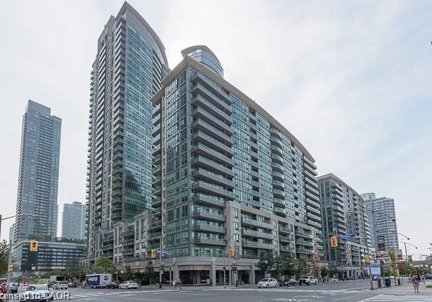 51-lower-simcoe-street-toronto-ontario-40843748