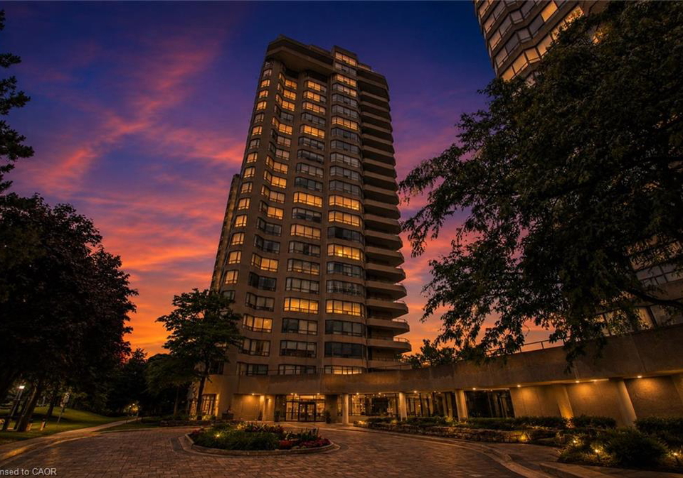 6-willow-street-waterloo-ontario-40843767