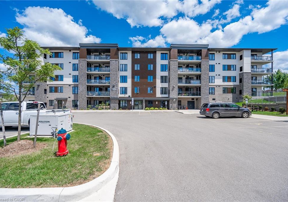 104-summit-ridge-drive-guelph-ontario-40843772