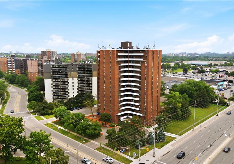 3025-queen-frederica-drive-mississauga-ontario-40843797