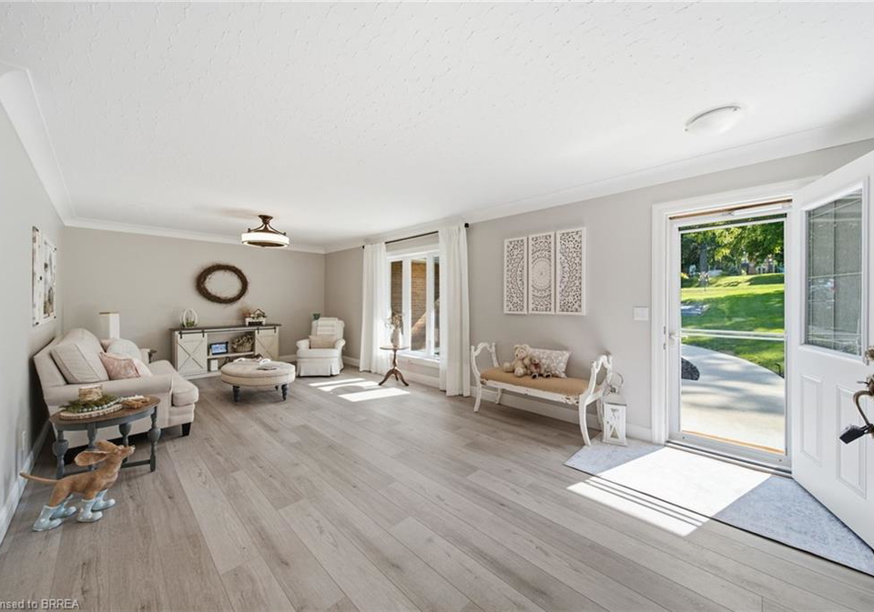 58-munsee-street-n-cayuga-ontario-40843805