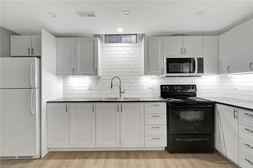 43-holm-street-cambridge-ontario-40843820