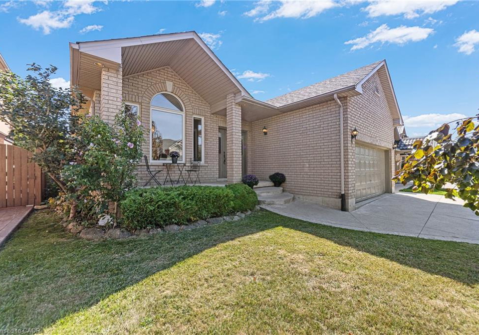 96-second-road-w-stoney-creek-ontario-40843862