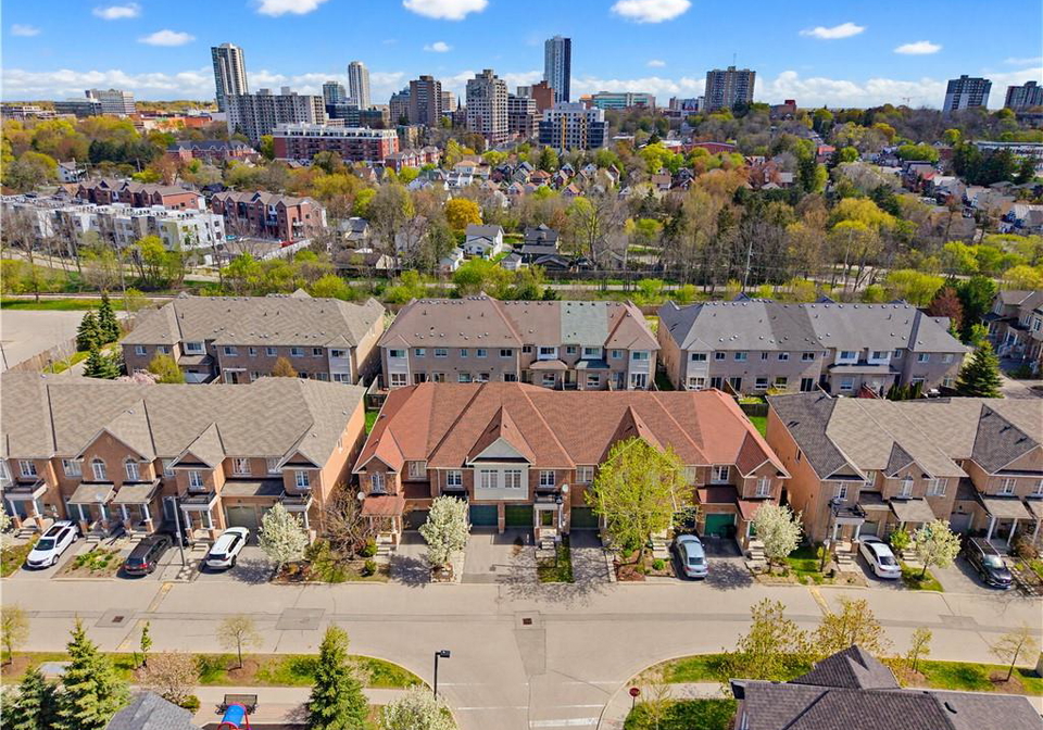 110-highland-road-e-kitchener-ontario-40843873