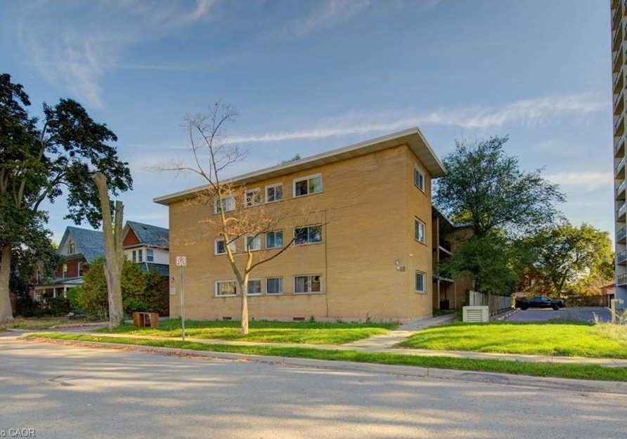 50-gordon-avenue-kitchener-ontario-40843904