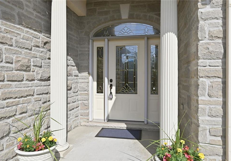 82-second-road-w-stoney-creek-ontario-40843906