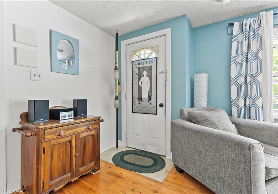 318-aqueduct-street-welland-ontario-40843925