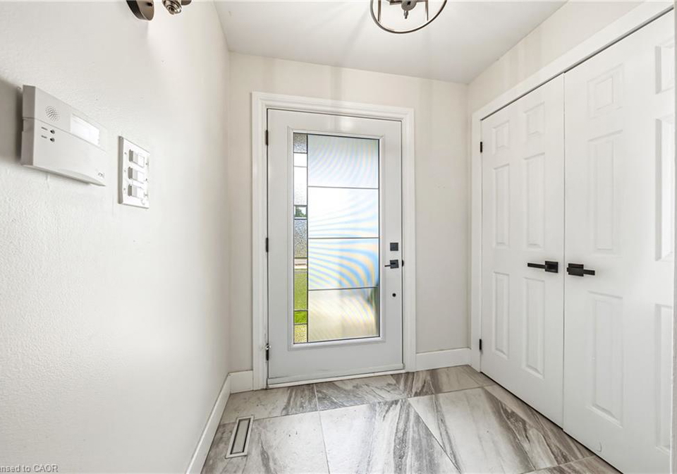 2116-prospect-street-burlington-ontario-40843929