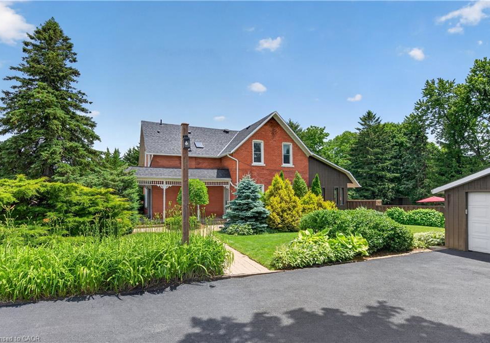 117-hwy-8-greensville-ontario-40843947