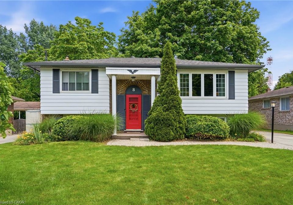 8-tudor-gate-place-st-catharines-ontario-40843949