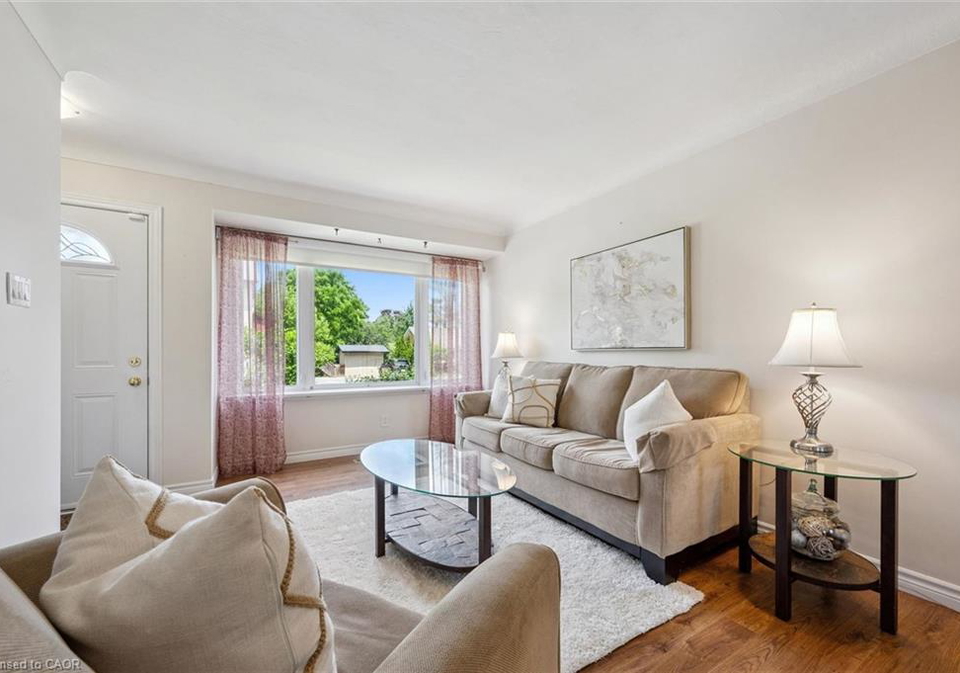 31-third-avenue-cambridge-ontario-40843953