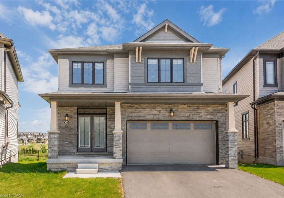 28-magdalena-street-stoney-creek-ontario-40843980