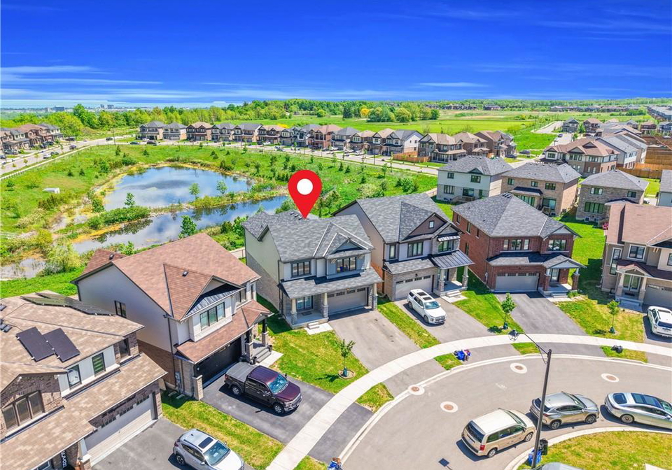 28-magdalena-street-stoney-creek-ontario-40843980