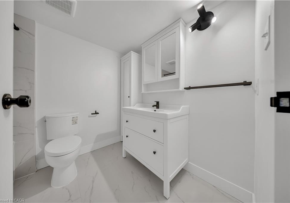 3085-kingsway-drive-kitchener-ontario-40843984
