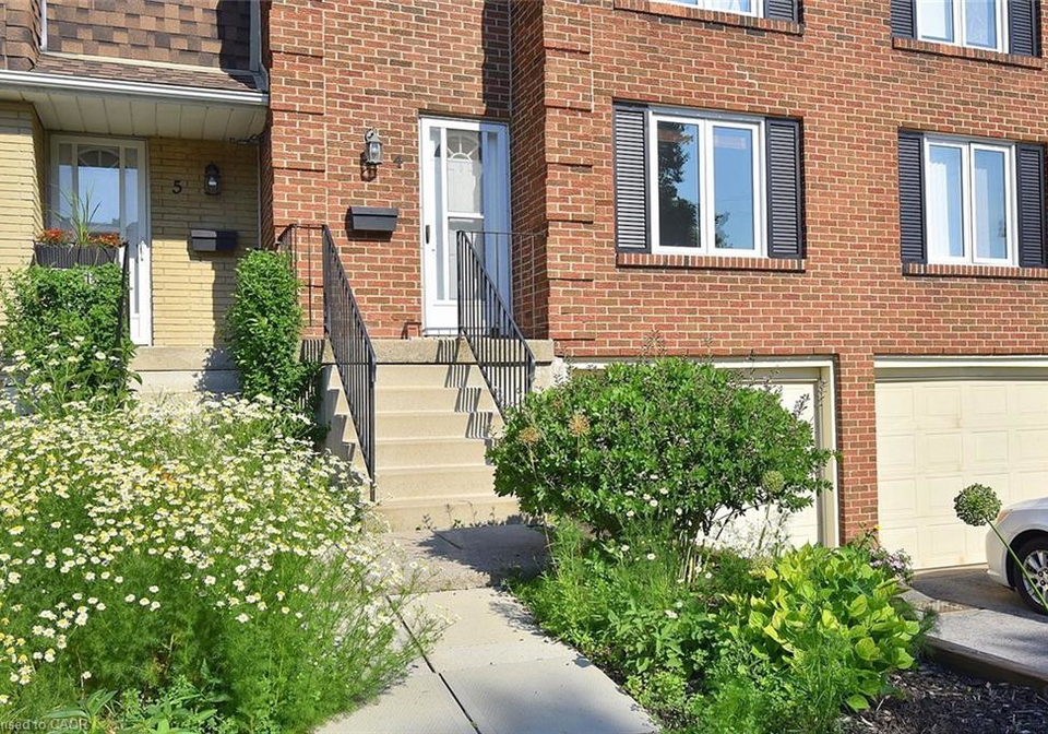 299-limeridge-road-hamilton-ontario-40843987