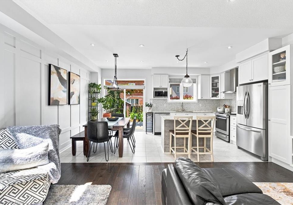 21-hartley-avenue-paris-ontario-40843988