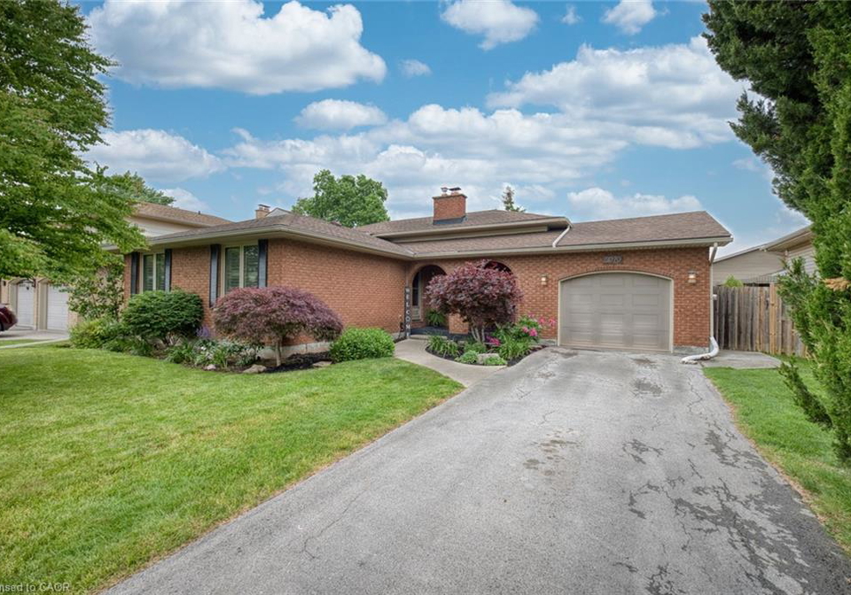 5070-silver-birch-lane-beamsville-ontario-40844008