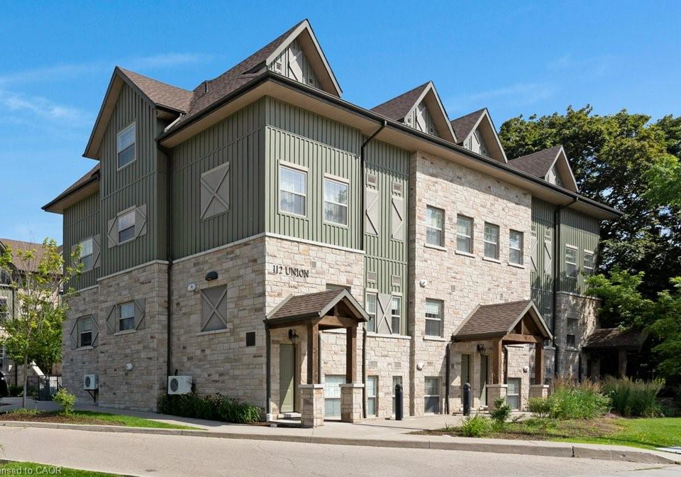 112-union-street-e-waterloo-ontario-40844020
