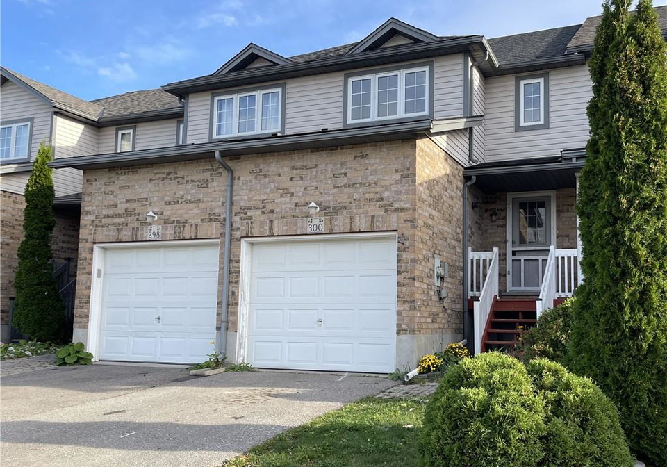 300-activa-avenue-kitchener-ontario-40844050