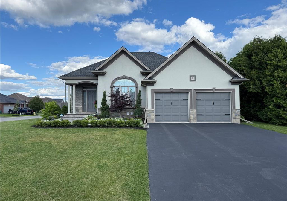 2-kim-lane-waterford-ontario-40844056