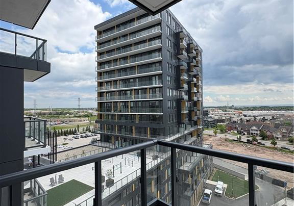 4878-powers-common-burlington-ontario-40844064
