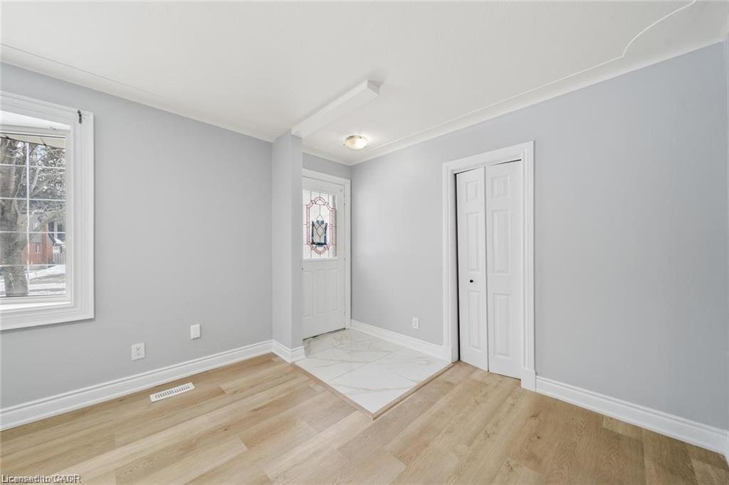 40-donalda-street-kitchener-ontario-40844073