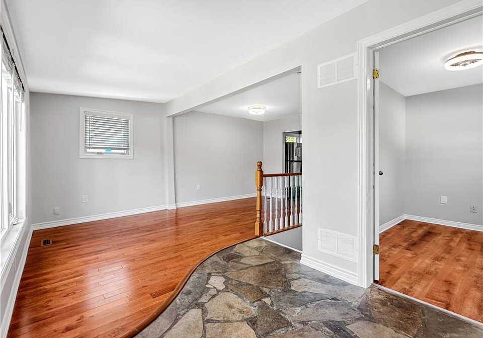 21-fife-street-w-caledonia-ontario-40844088