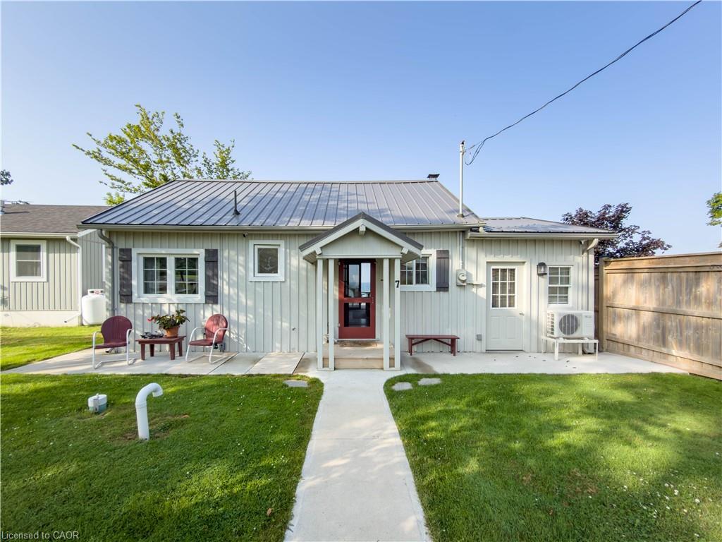 7-shoreline-trail-dunnville-ontario-40844090