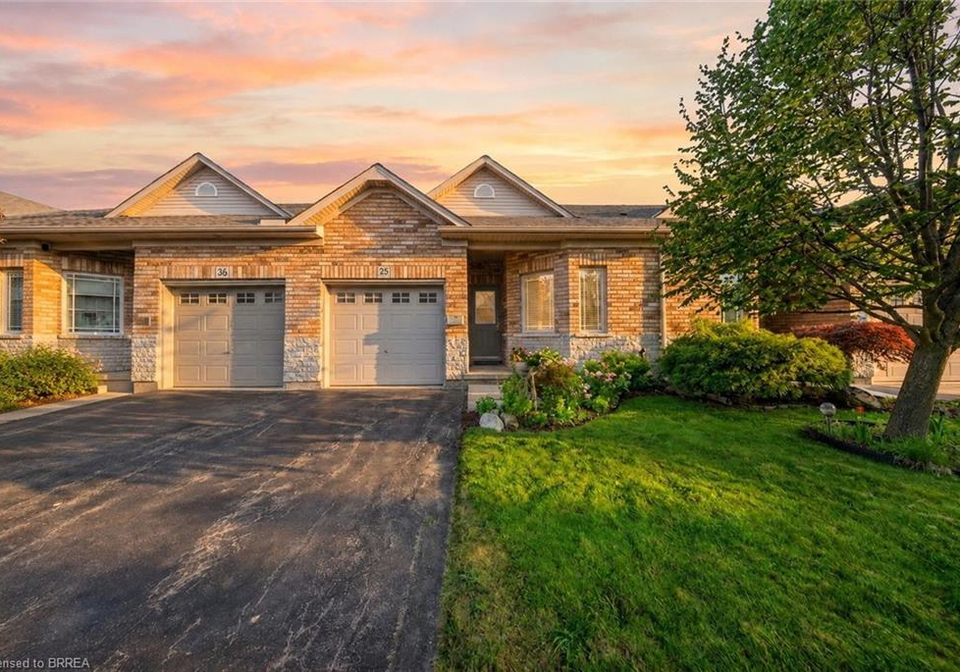 10-cobblestone-drive-paris-ontario-40844108