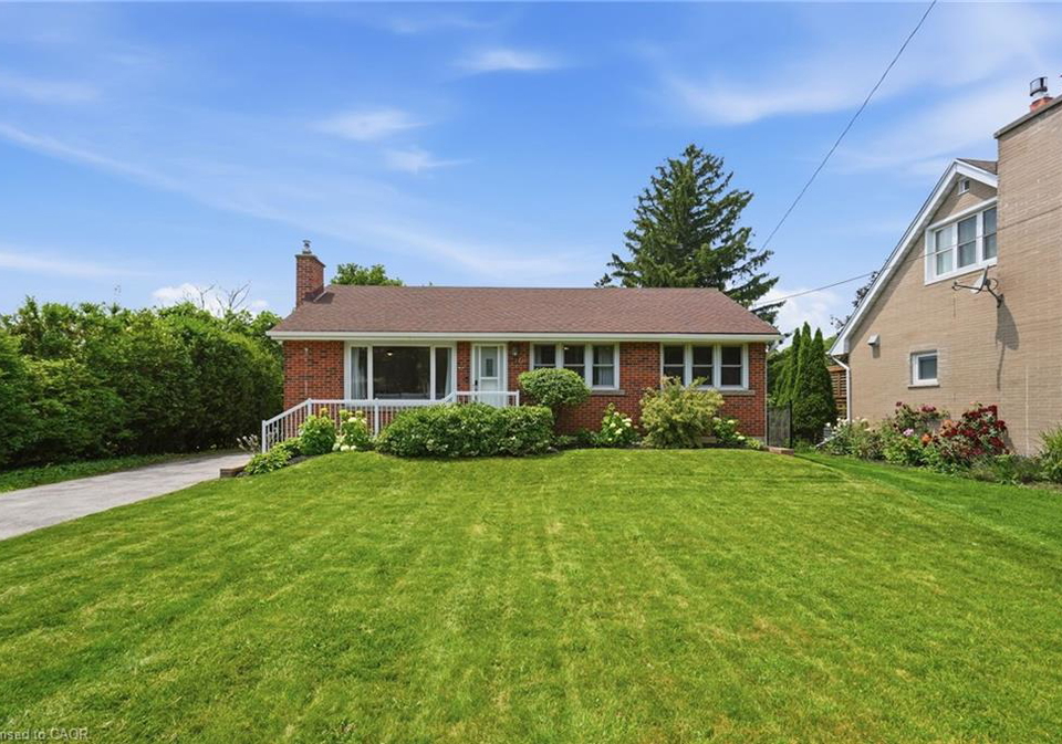 16-kings-forest-drive-hamilton-ontario-40844192