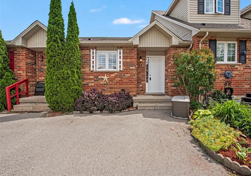 15-powell-lane-cayuga-ontario-40844207