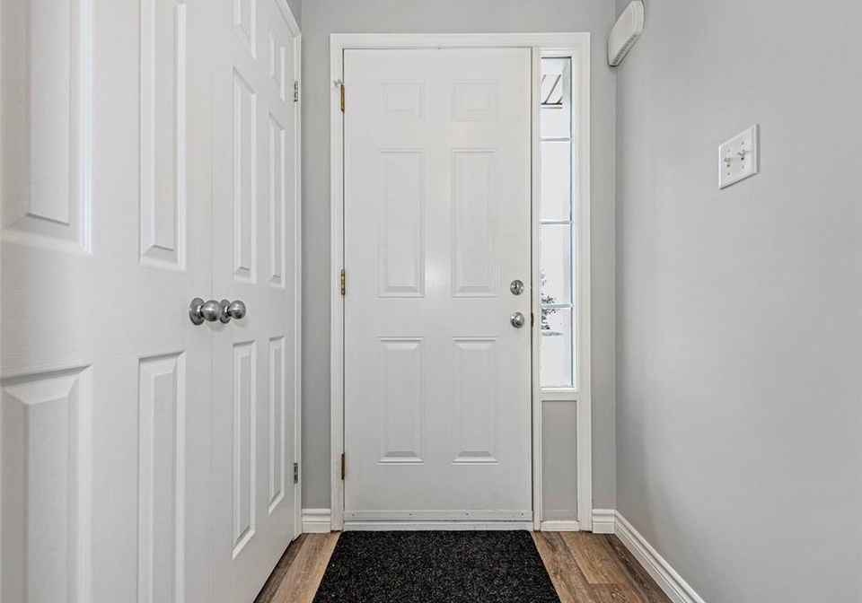 15-powell-lane-cayuga-ontario-40844207